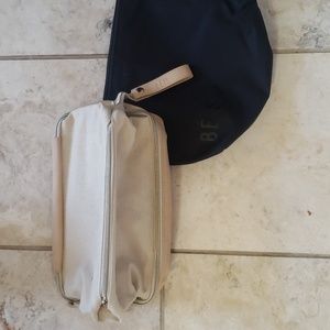 Beis Dopp Kit in Beige w bonus bag